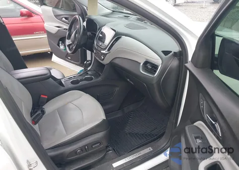 2018 Chevrolet Equinox Premier z USA, uszkodzony, nr VIN 3GNAXMEV5JS625149